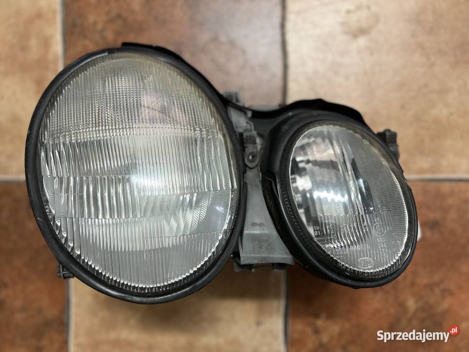 Mercedes CLK W208 lampa przednia prawa Europa osobowe wielkopolskie