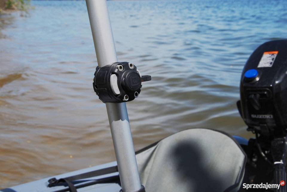 Uchwyt z platformą montażową na reling 3032mm Rzeszów