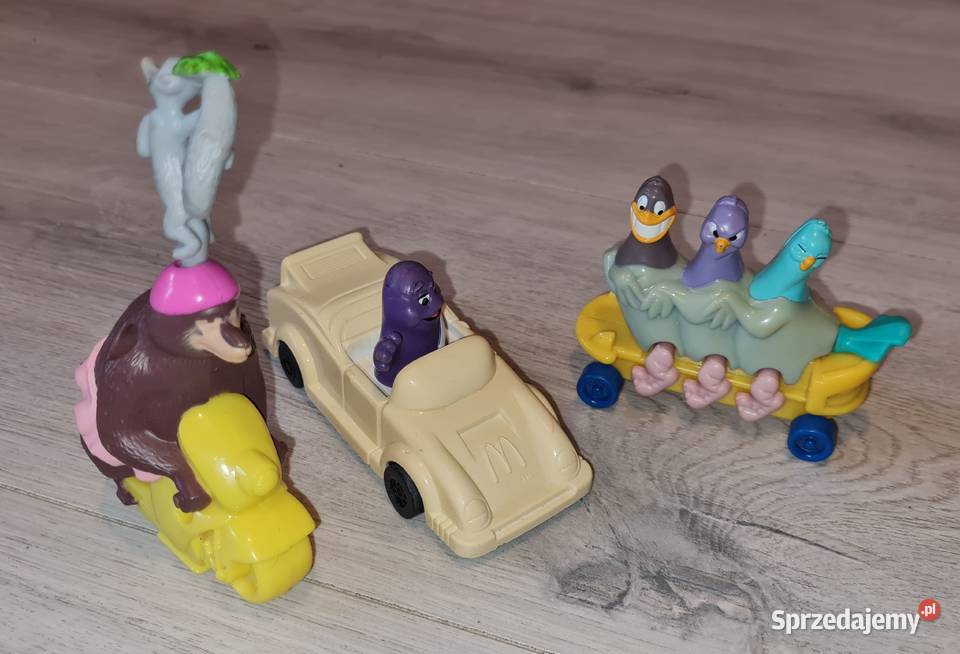 Figurki zestaw kolekcja Plastik  Figurki sprzedam