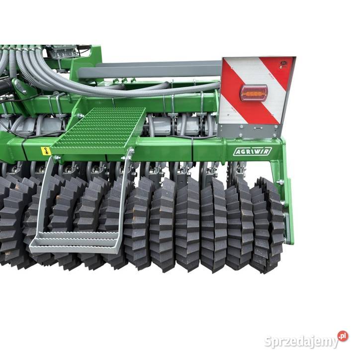 siewnik talerzowy 3 metry nieuszkodzony Proszówka