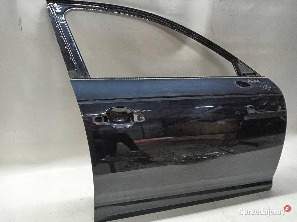 DRZWI PRZÓD PRZEDNIE PRAWE AUDI A4 B9 8W0831052 osobowe Drzwi