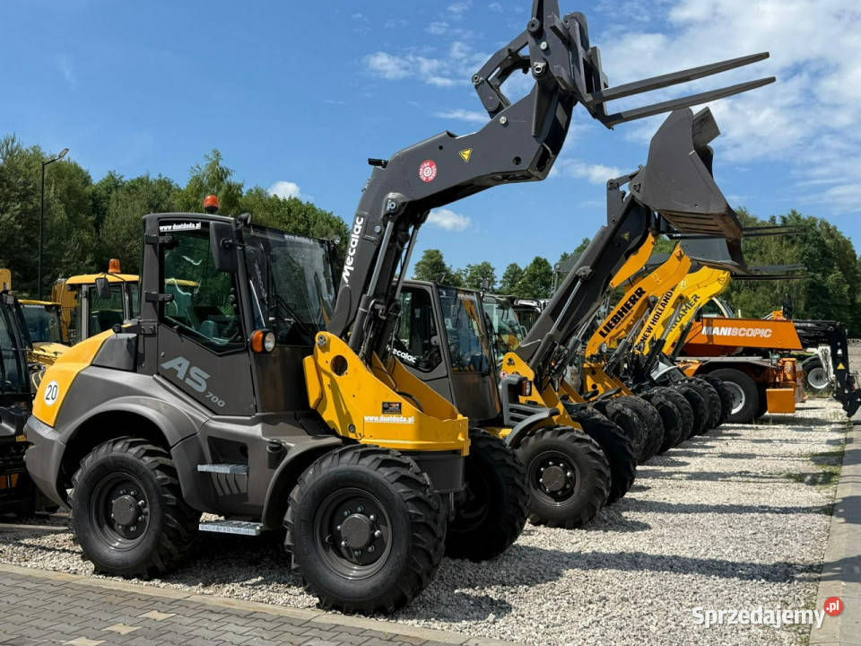średnia kołowa Holland W70C Compact Widły Łyżka Widełki