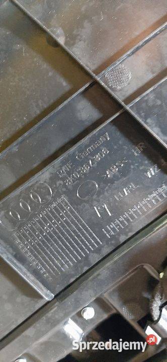 Boczek tapicerka drzwi Audi A4 B8 Prawy tył Włoszczowa sprzedam