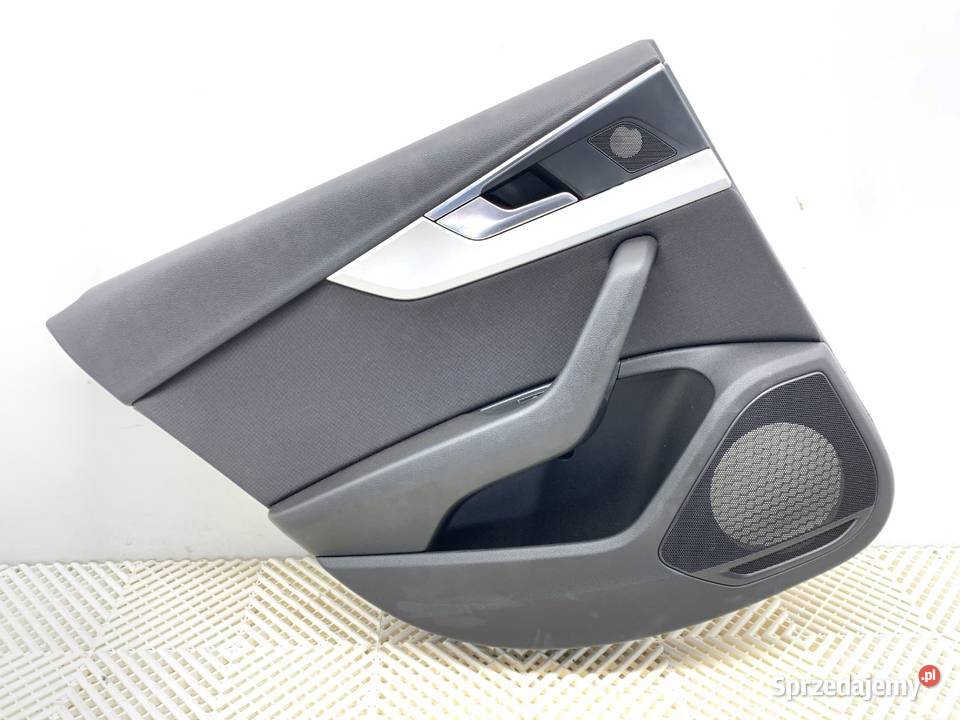 BOCZEK DRZWI LEWY TYŁ AUDI A4 B9 Kombi TAPICERKA osobowe Wyposażenie wnętrza