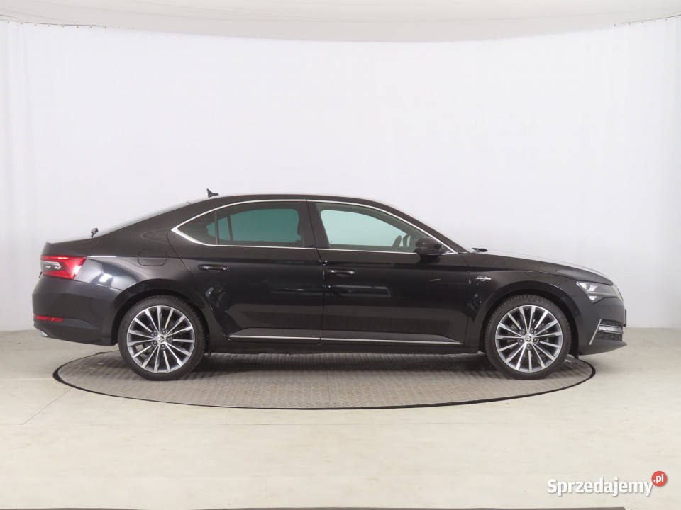 Skoda Superb iV 14 TSI PHEV elektryczne lusterka Piaseczno