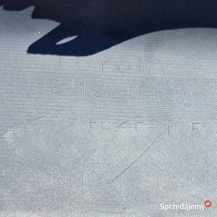 TOYOTA HILUX 0512 ZDERZAK PRZÓ PRZEDNI Bieleń sprzedam