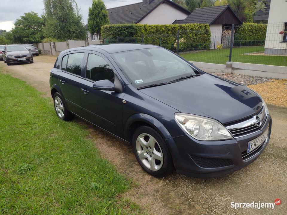 Opel Astra 19 120 Rok produkcji 2008 Inwałd