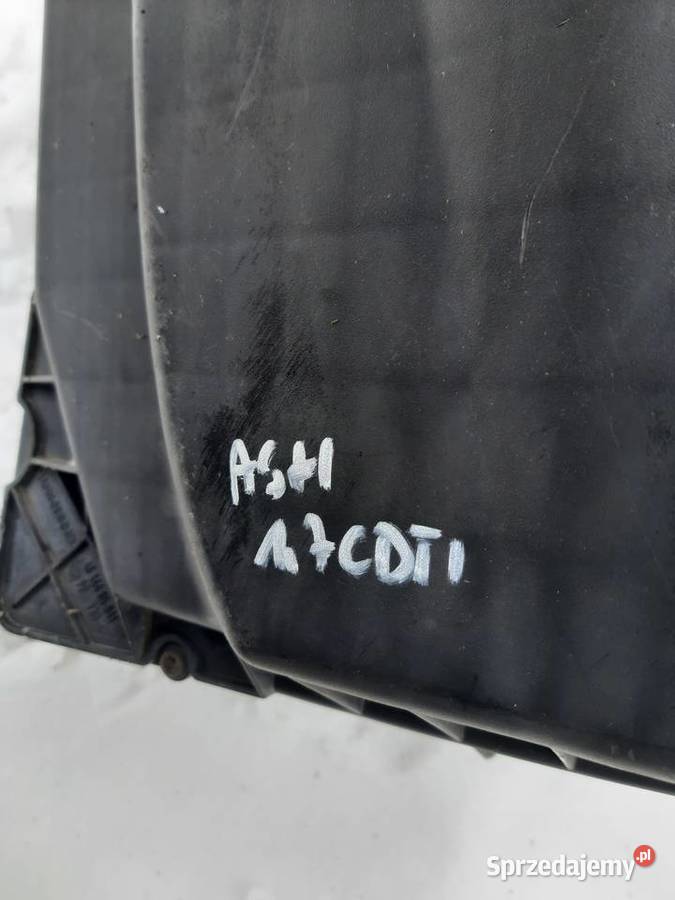 Opel Astra III 3 H Zafira B 17 CDTI obudowa sprzedam