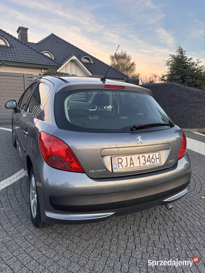 Peugeot 207