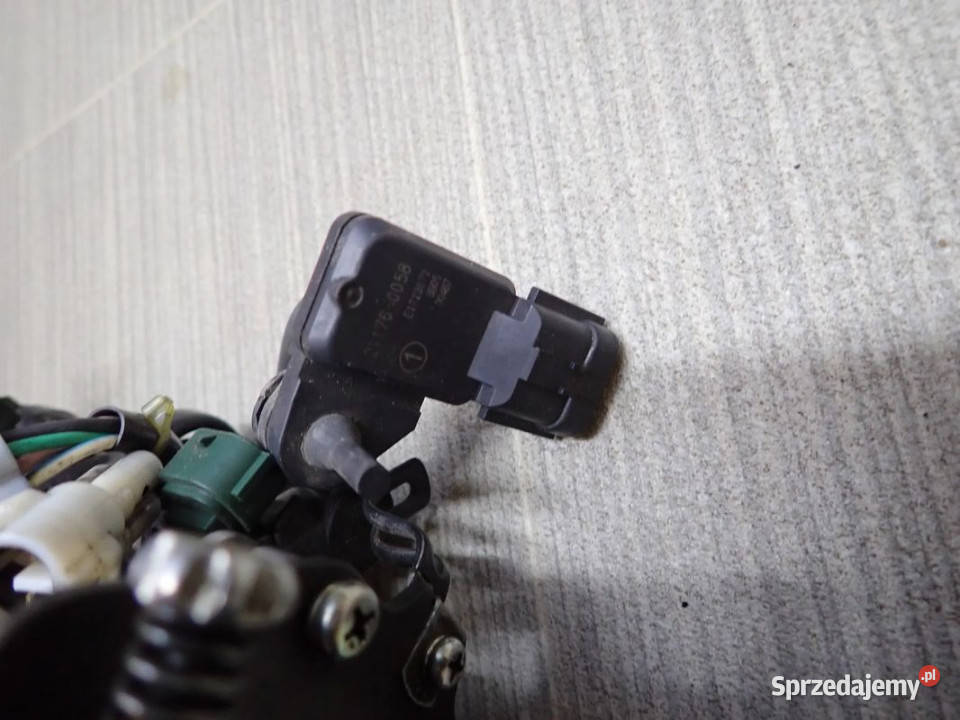 Przepustnica wtrysk czujnik gaźnik Kawasaki KLE Części i akcesoria motocyklowe Strzelce Krajeńskie