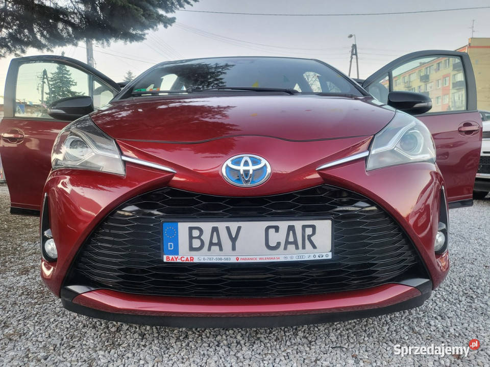 Toyota Yaris 15 Hybrid 100 Full Wersja 100 1497cm3 Pabianice