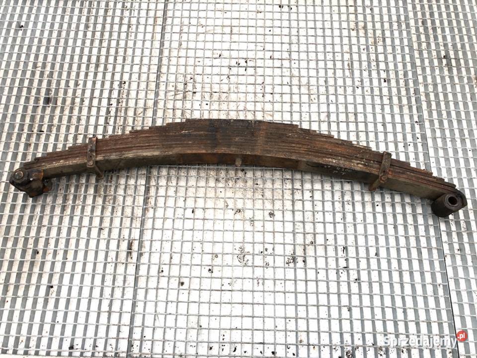 RESOR PRAWY TYŁ STAR Ciągnik siodłowy PIÓRO ciężarowe podkarpackie