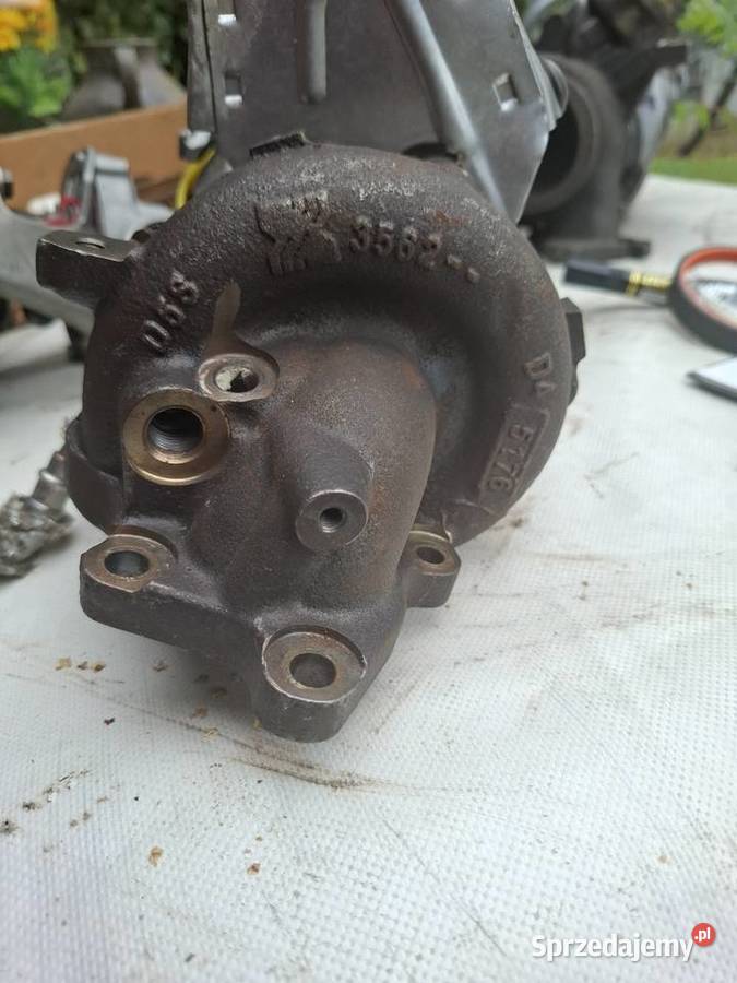 Turbosprezarka VW AUDI turbina 03N145401F
