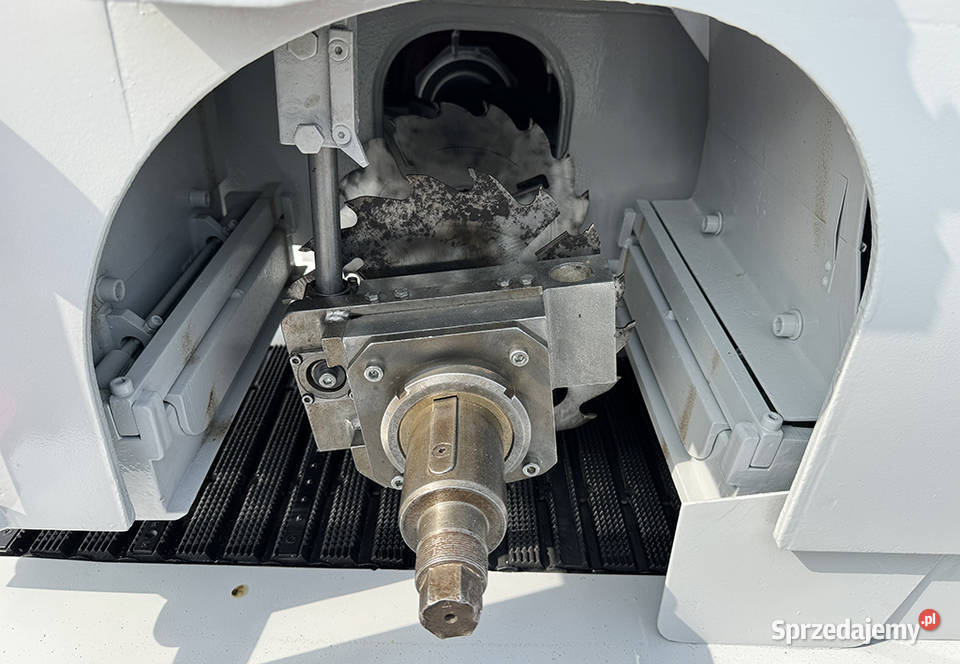 Wielopiła gąsienicowa wielotarczowa z pływającą Sierakowska Huta