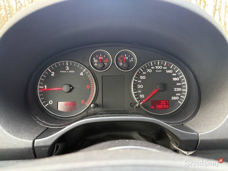 Audi A3 8P 19tdi 2005 zarejestrowane nowe czarny Jelcz-Laskowice