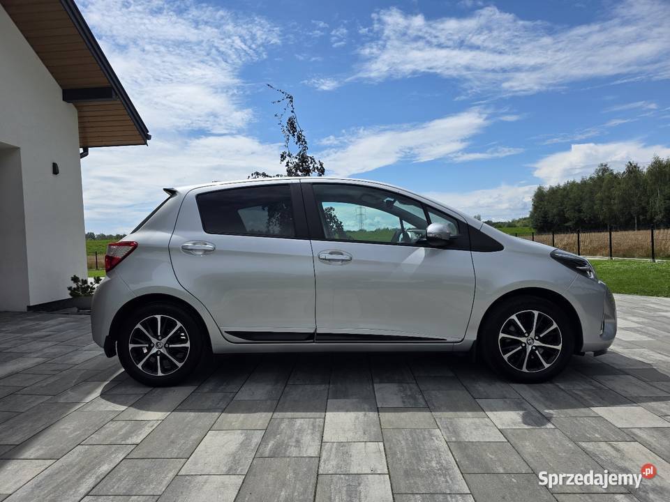Toyota Yaris 15 111 stan PERFEKT komputer pokładowy Niedomice sprzedam