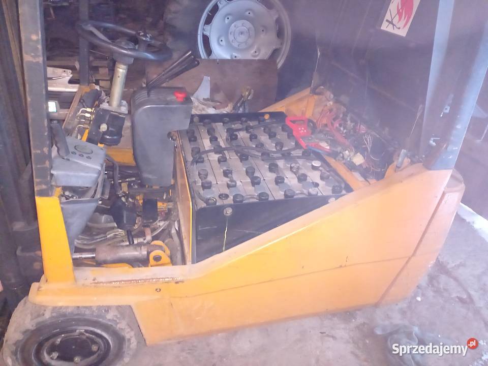 Wózek widłowy elektryczny SIP Czeberaki
