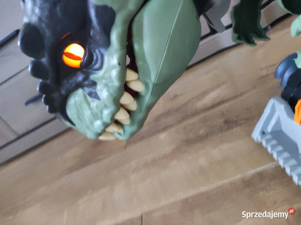 Dinozaur na kółkach Plastik  wielkopolskie Gołaszewo