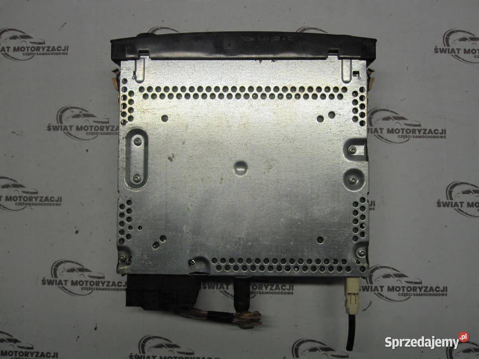 PEUGEOT PARTNER II 14r radio CD A2C53257135