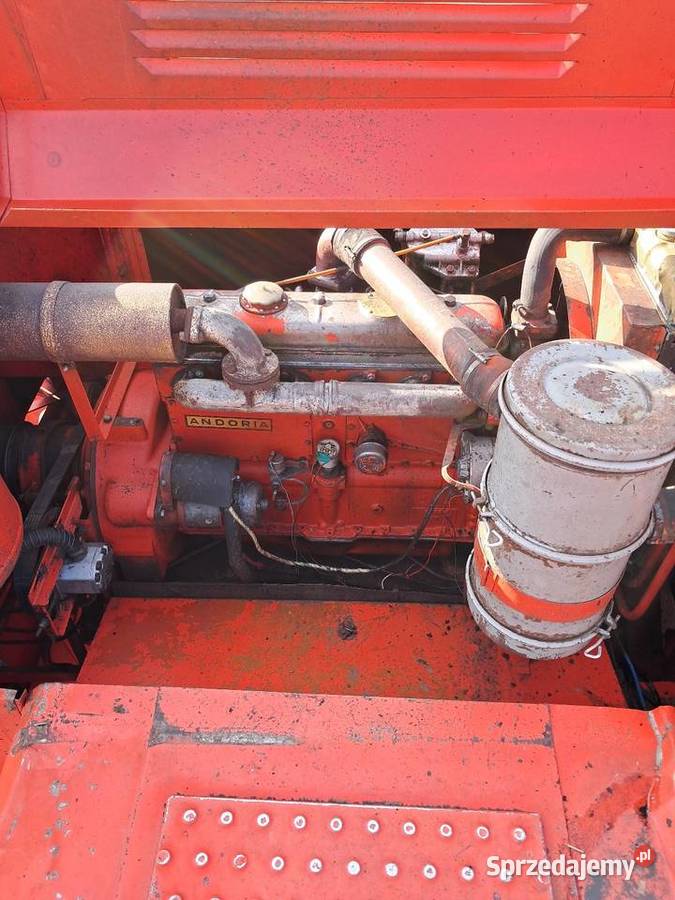 Kombajn zbożowy Bizon Z056 Wola Mąkolska