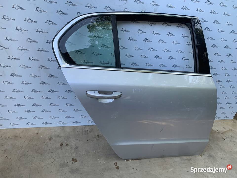 SKODA SUPERB II 10r drzwi prawe tył Kielce