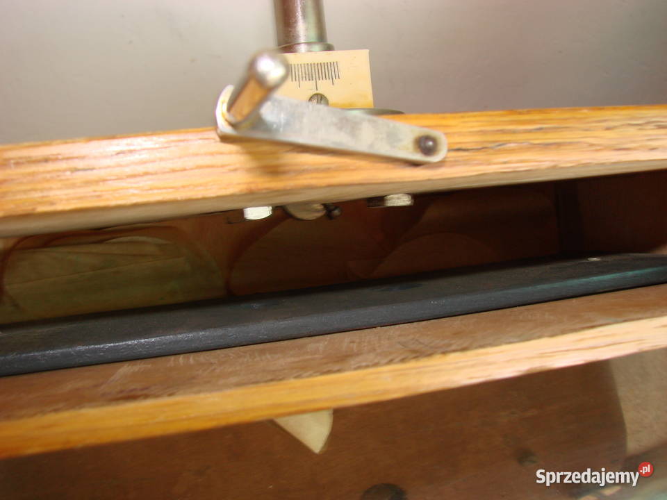 podstawa wagi laboratoryjnej PRL Pruszcz Gdański