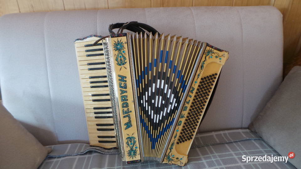 Akordeon M Jędrych Dęblin Kurów sprzedam