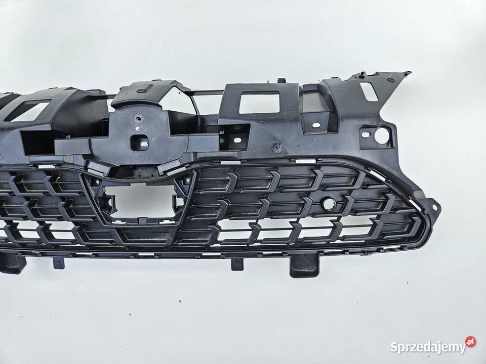 TOYOTA YARIS CROSS GRILL ATRAPA STELAŻ PRZÓD Atrapy Międzychód