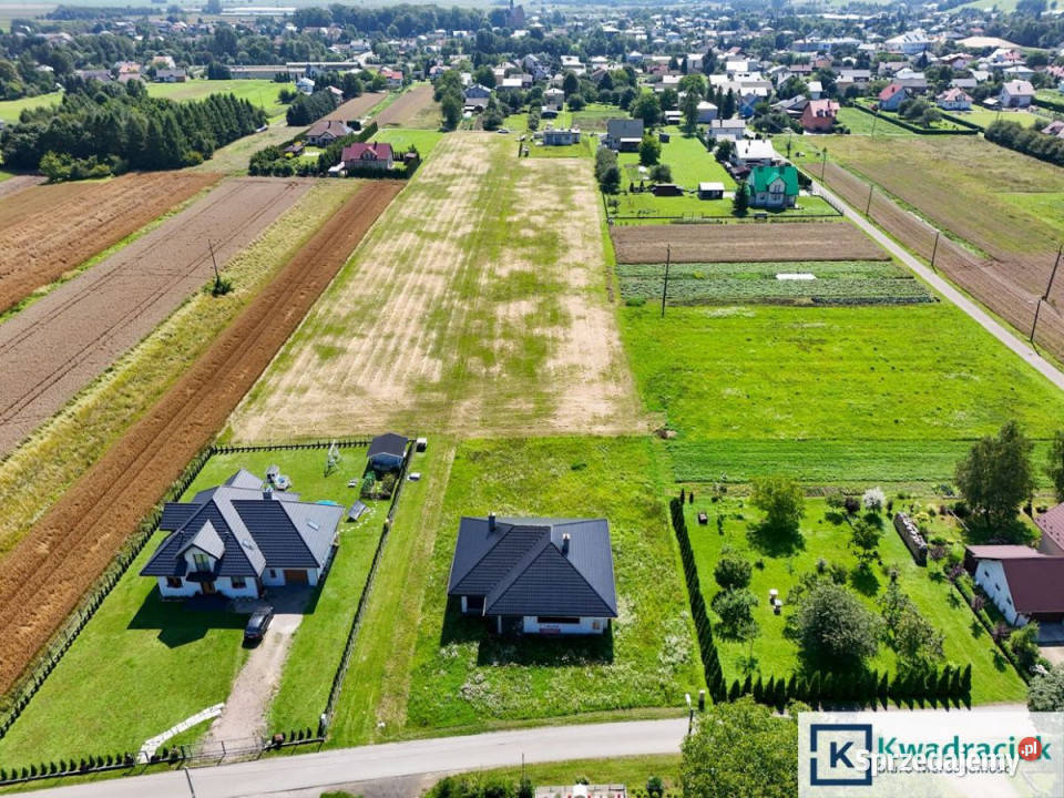 sprzedaży działki Besko 1300m2