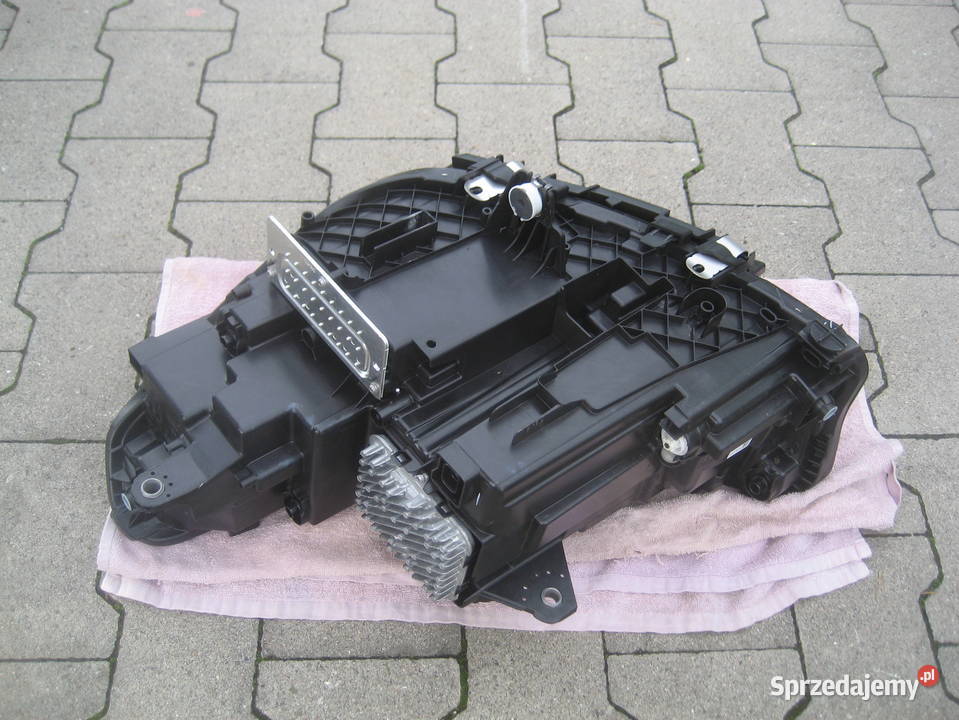 bmw x1 u11 ix1 2226r lampa przód prawa lewa full osobowe Rakoniewice