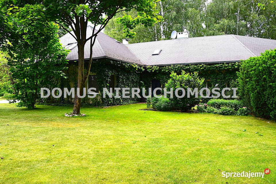 Dom wolnostojący 54621m2 Ewcin Liczba pokoi 10