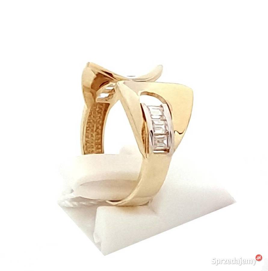 Pierścionek r12 Złoty pr333 Modern z kamieniami wielkopolskie