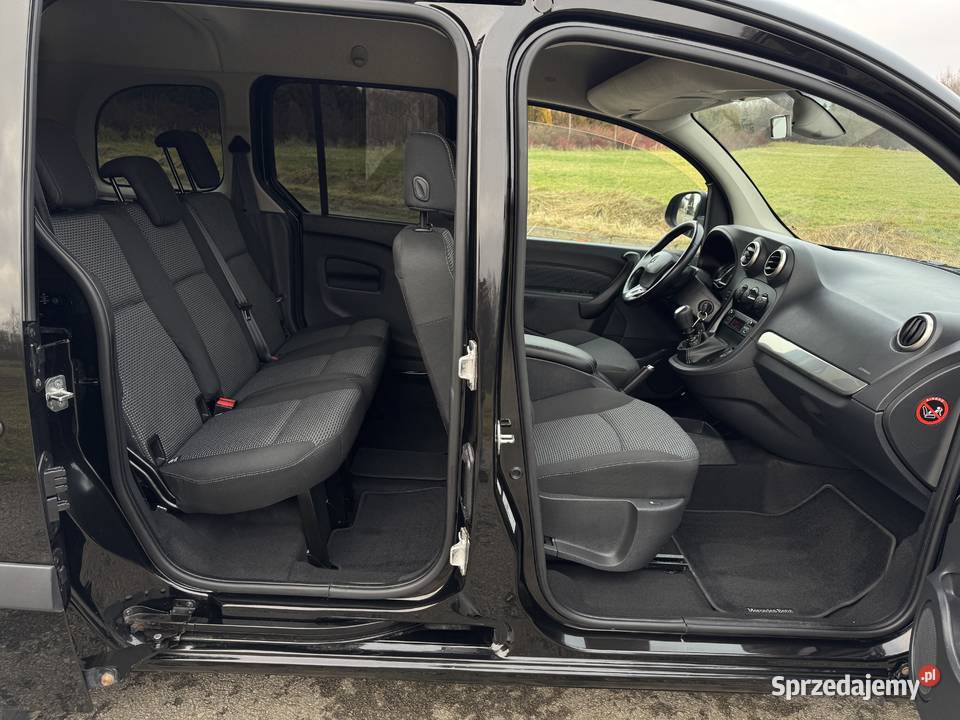 12i114 Tourer Gwarancja 5osobowy Mały przebieg Sanok sprzedam