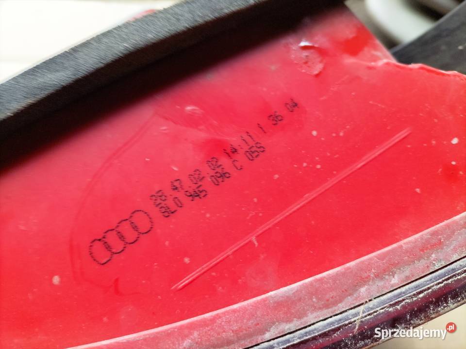 AUDI A38L A3 8L WKŁAD LAMPY TYŁ TYLNEJ PRAWEJ osobowe Kamień-Kolonia sprzedam
