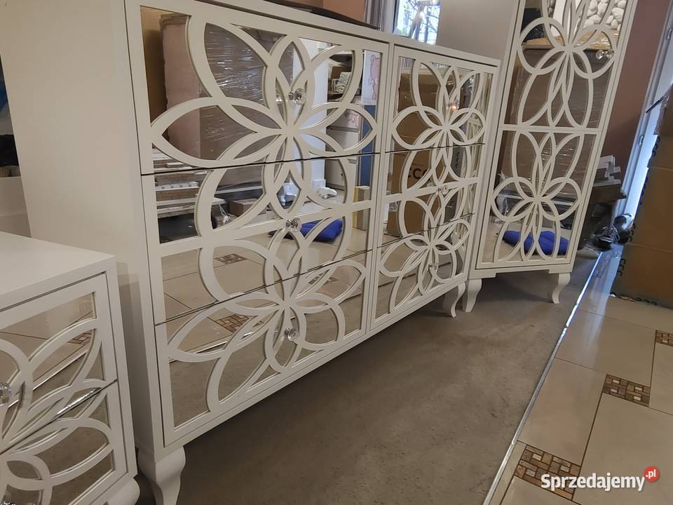 Zestaw mebli Glamour lustra ornamenty