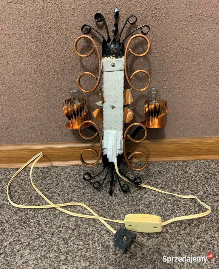 Unikatowa kuta lampa ścienna z miedzianymi Ustroń