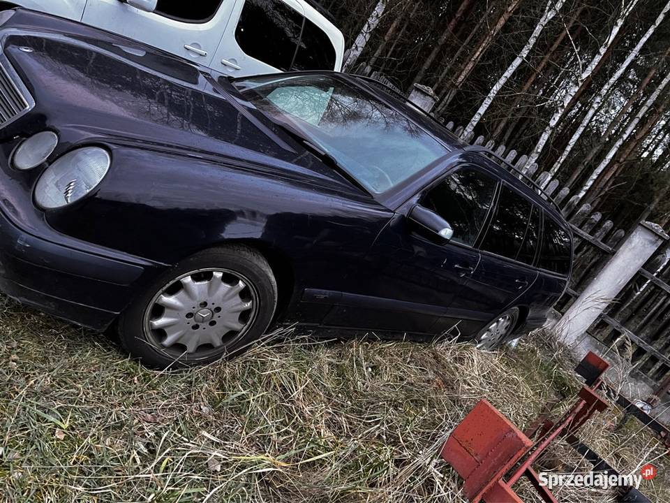 Mercedes E klasa W210 wszystkie części 2732Cdi 380000km Jaroszówka