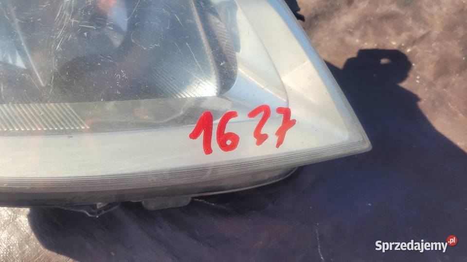 LAMPA PRAWA PRZÓD REFLEKTOR RENAULT CLIO III osobowe Ruda Śląska