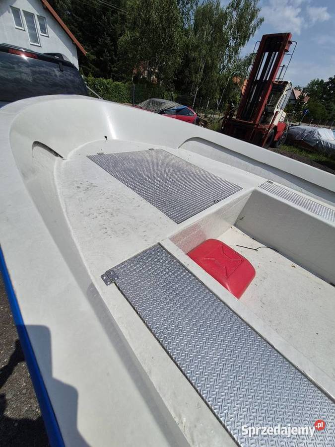 Łódź wędkarska UTTERN 500 z YAMAHA 28 Poznań