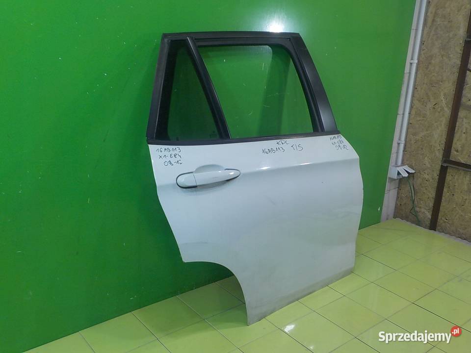 BMW X1 E84 20 D 09r 5D drzwi prawe tyl kompletne mazowieckie Suków sprzedam