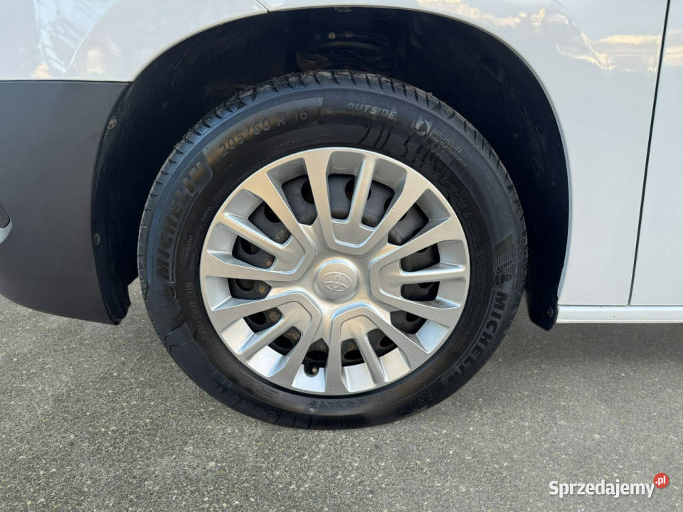 Toyota Proace City Verso 15 D4D Combi Z Warszawa