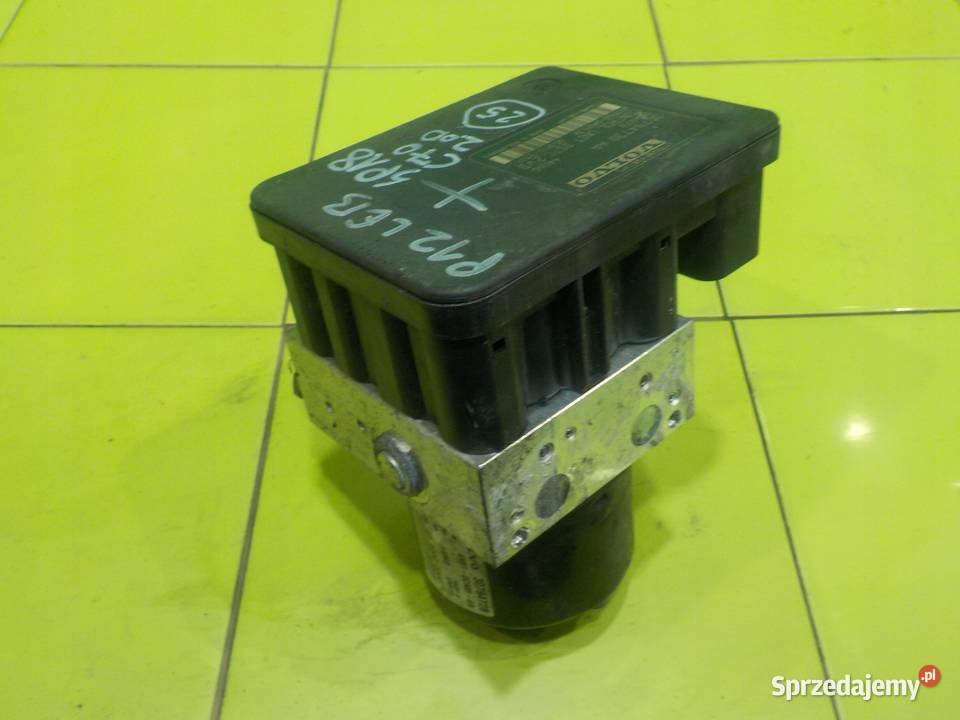 VOLVO C70 II 20 D 09r CABRIO pompa ABS Suków