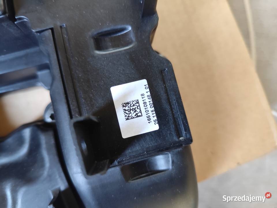 ORYGINALNA POKRYWA ZAWORÓW MERCEDESBENZ OM651 Gościeradów Ukazowy