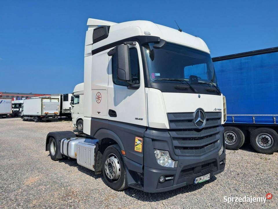 Mercedes Actros Komorniki