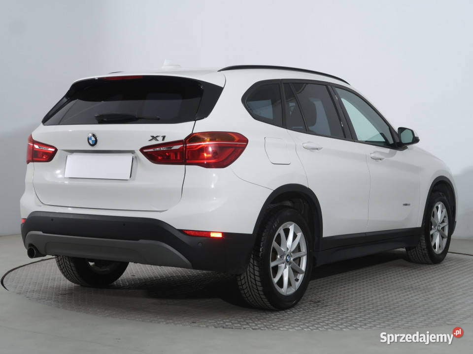 BMW X1 sDrive18i przyciemniane szyby BMW Piaseczno