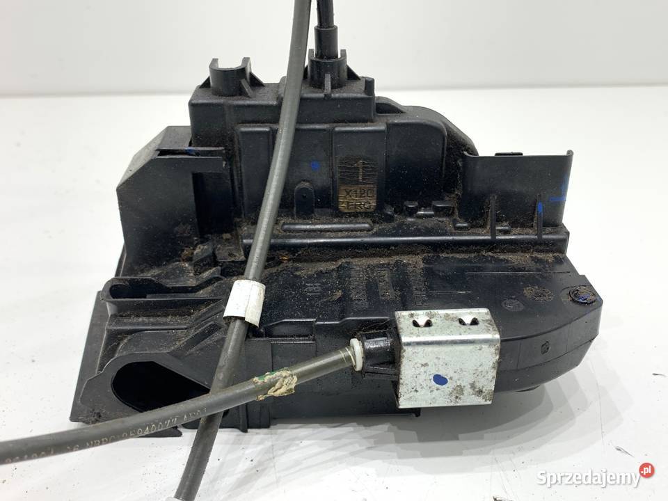 ZAMEK DRZWI PRAWY PRZÓD NISSAN JUKE F15 osobowe podkarpackie