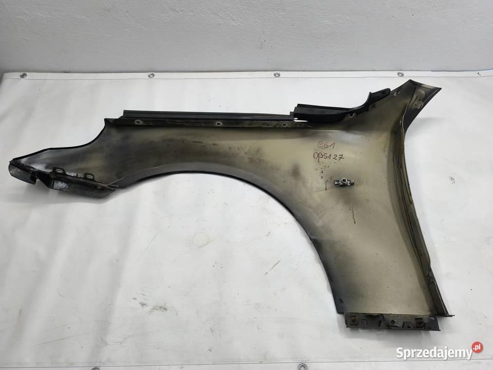 BŁOTNIK PRAWY PRZÓD 668 BMW E61