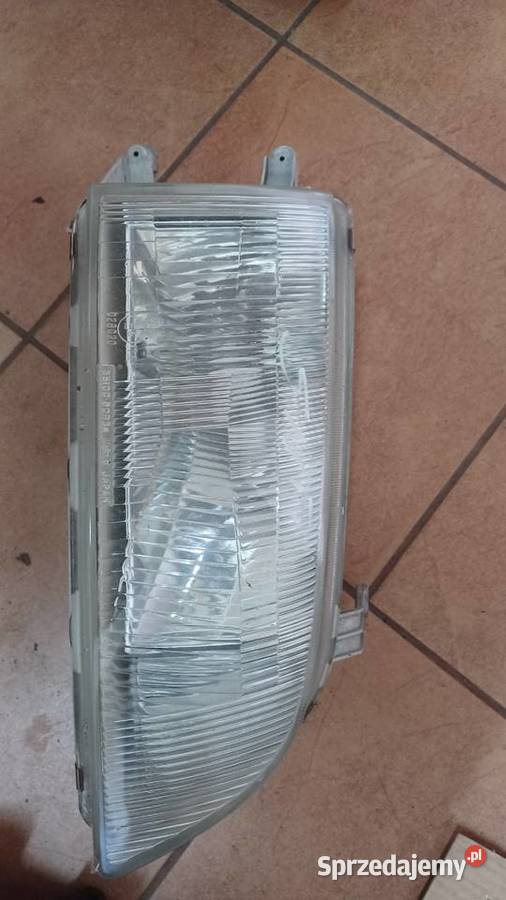 Lampa prawa przednia Suzuki Swift Rakoniewice
