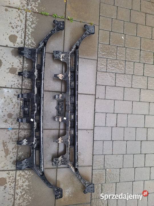 Środkowy ślizg zderzaka tył Chrysler Pacifica Motoryzacja Książenice