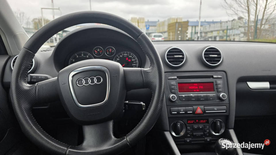 Audi A3 climatronic zarejestrowane super stan 8P światła przeciwmgielne Lębork sprzedam